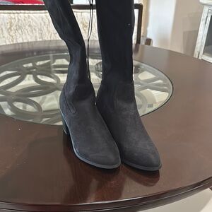 Forever 21 Black Suede Boots